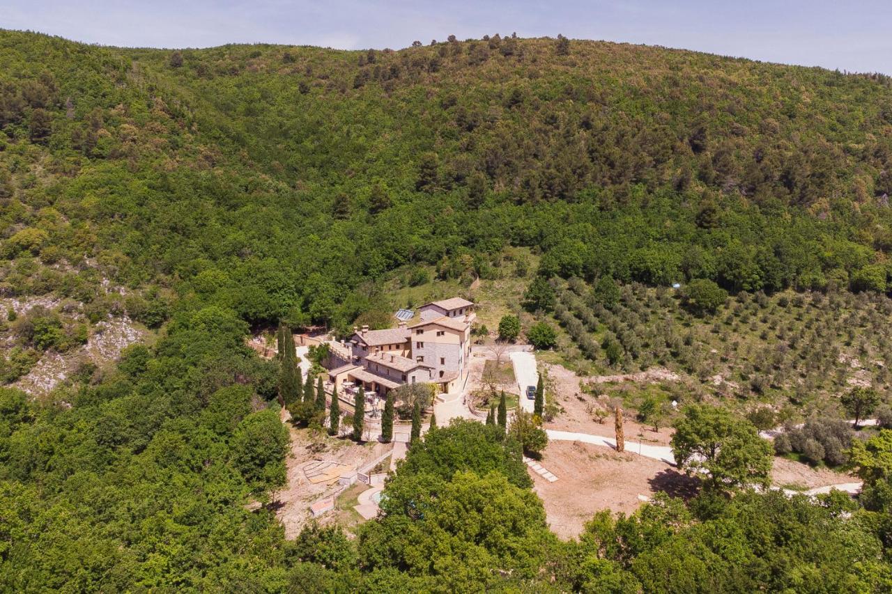 Borgo Incantato Spoleto Pompagnano Exterior foto